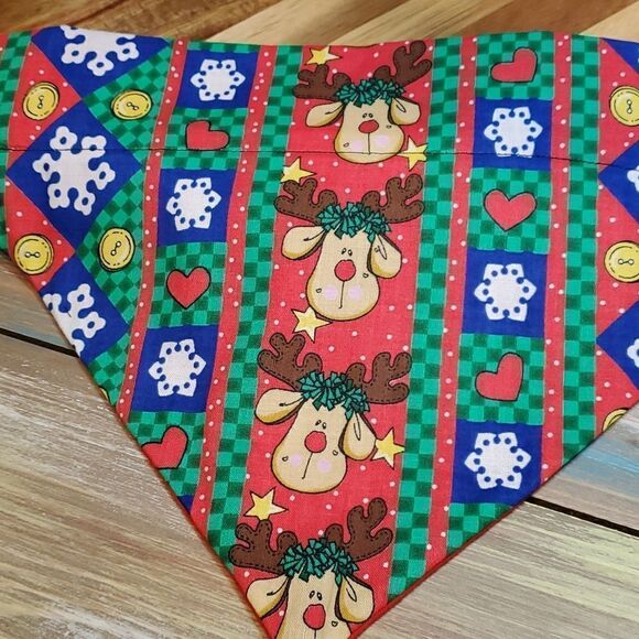 #19 Large 13.5" Patriotic Dogs & Christmas Reindeer Dog Bandanas - Picture 3 of 3